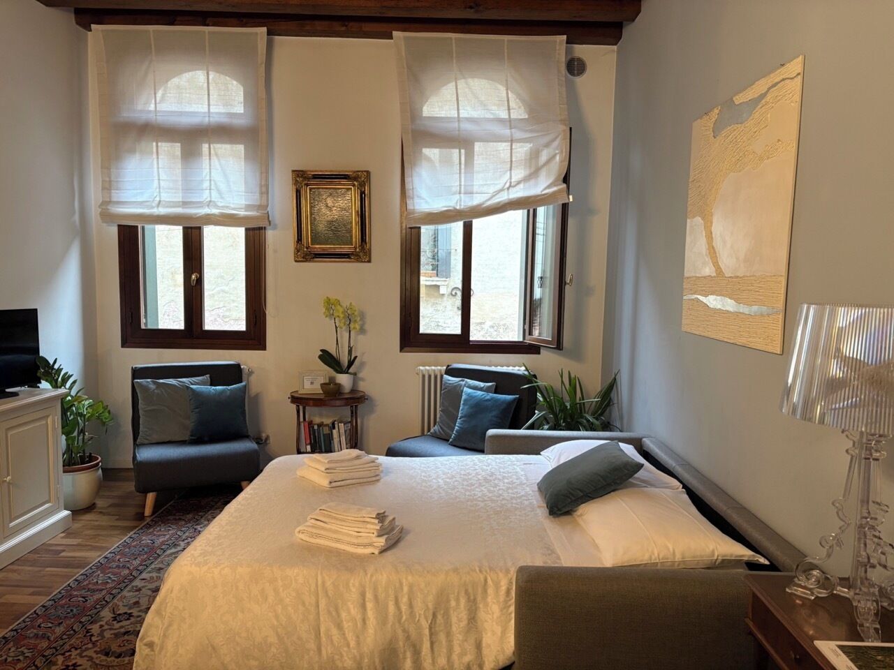 2 soverom, strykejern/-brett, wi-fi (inkludert) og sengetøy