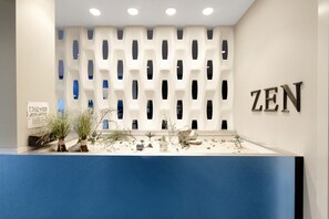 Interior - Close to Campus Student Housing + Amenities (Atlanta)