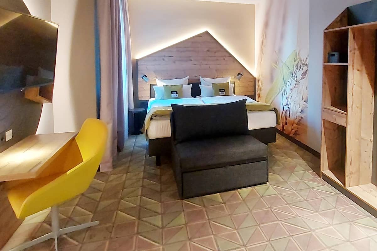 In-room safe, soundproofing, cribs (free), WiFi (free)