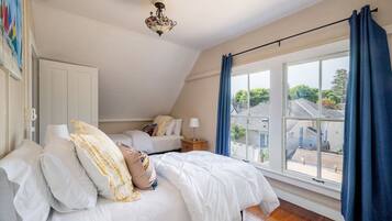 3 Schlafzimmer, Schreibtisch, Bügeleisen/Bügelbrett, Internetzugang