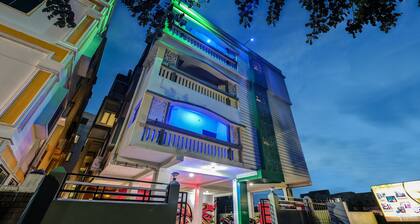 Treebo The Bollywood