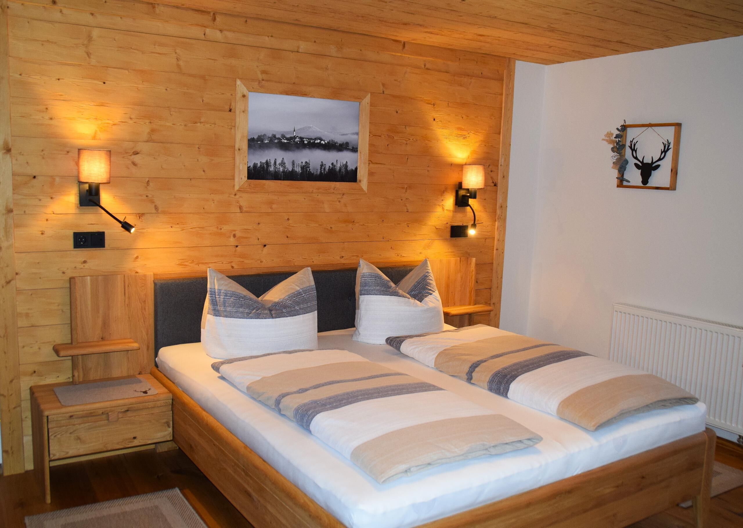 Double Room | WiFi, bed sheets