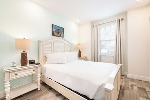5 habitaciones, tabla de planchar con plancha, wifi y ropa de cama