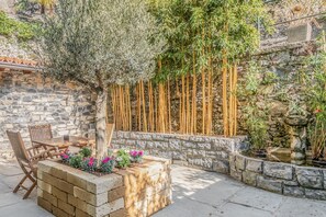 Comfort Apartment | Terrace/patio - Varenna Beach Perledo (Perledo)