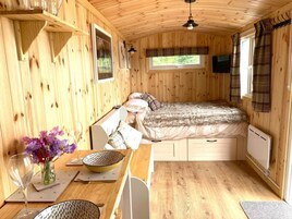 Cabin | 1 bedroom, free WiFi, bed sheets