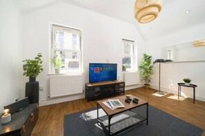 TV connectée, console de jeux vidéo, Netflix, services de streaming