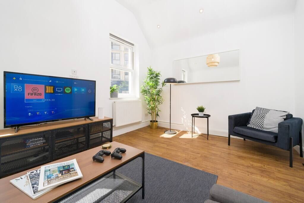 TV connectée, console de jeux vidéo, Netflix, services de streaming