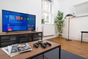 Games room - Your Own House/2 Bedr/3 Beds/2,5 Bath/Covent Gdn (London)