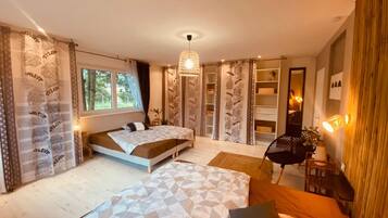 4 slaapkamers, een bureau, reisbedje, gratis wifi