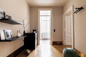 Chambre Double Ville | Coin séjour | Télévision à écran plat, Netflix, services de streaming