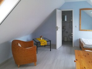 2 chambres, lit parapluie, Wi-Fi gratuit, draps fournis