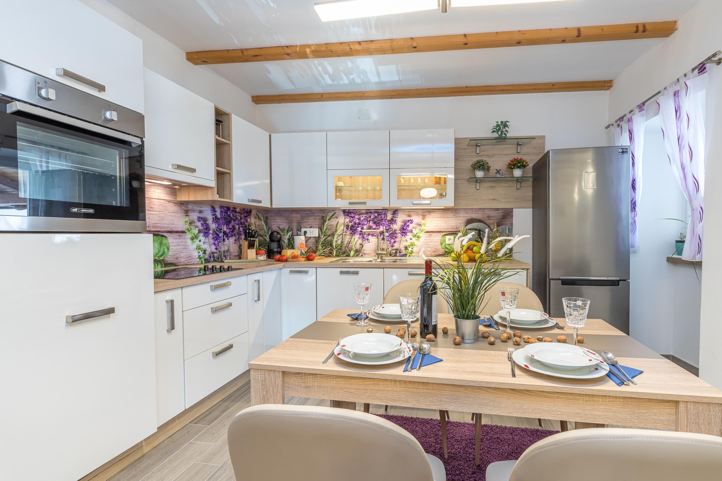 Family House, 2 Bedrooms, Fireplace, Mountainside (Holiday Home Kastav) | Private kitchen | Fridge, oven, stovetop, dishwasher