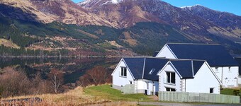 Lochside, 1 The Corries