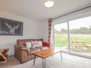 Cottage | Interior - Lochside, 1 The Corries (Spean Bridge)