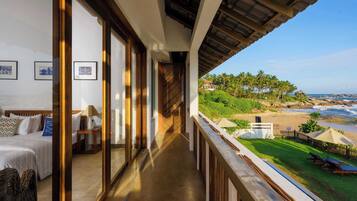 4 bedrooms, down duvets, memory-foam beds, individually furnished