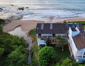 Aerial view - Villa Tanderra (Kalametiya)