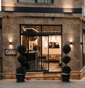 Overnatningsstedets facade