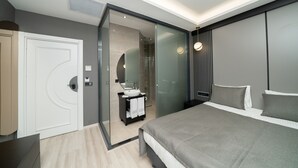 Standard Room, 1 Katil Ratu (Queen), Terrace | Pemandangan dari bilik