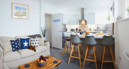 Bay View - Amazing Location ,dog friendly, 10 mins to the beach and town.