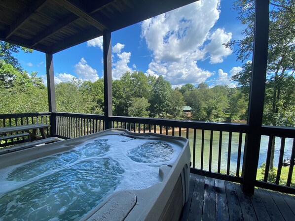 Baignoire à remous extérieure