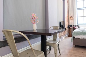 1 bedroom, WiFi, bed sheets - 1001 Nights Boutique hotel room 1 (Haarlem)