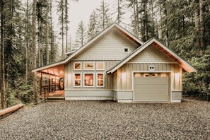 Cabin, 2 Bedrooms | Exterior