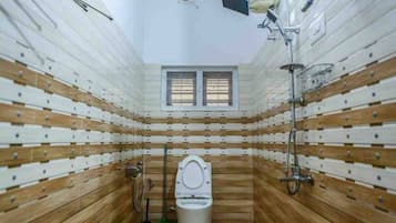 7 habitaciones, tabla de planchar con plancha y wifi gratis