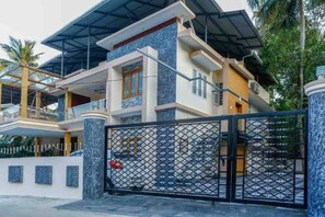 Casa, várias camas | Fachada