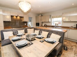 村舍 | 私人厨房 | 冰箱、洗碗机、电热水壶、烤面包机