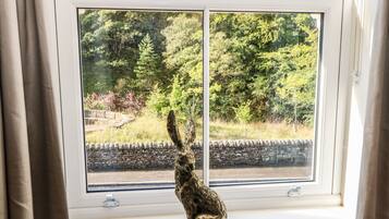 Cottage | 3 bedrooms, individually decorated, individually furnished, free WiFi