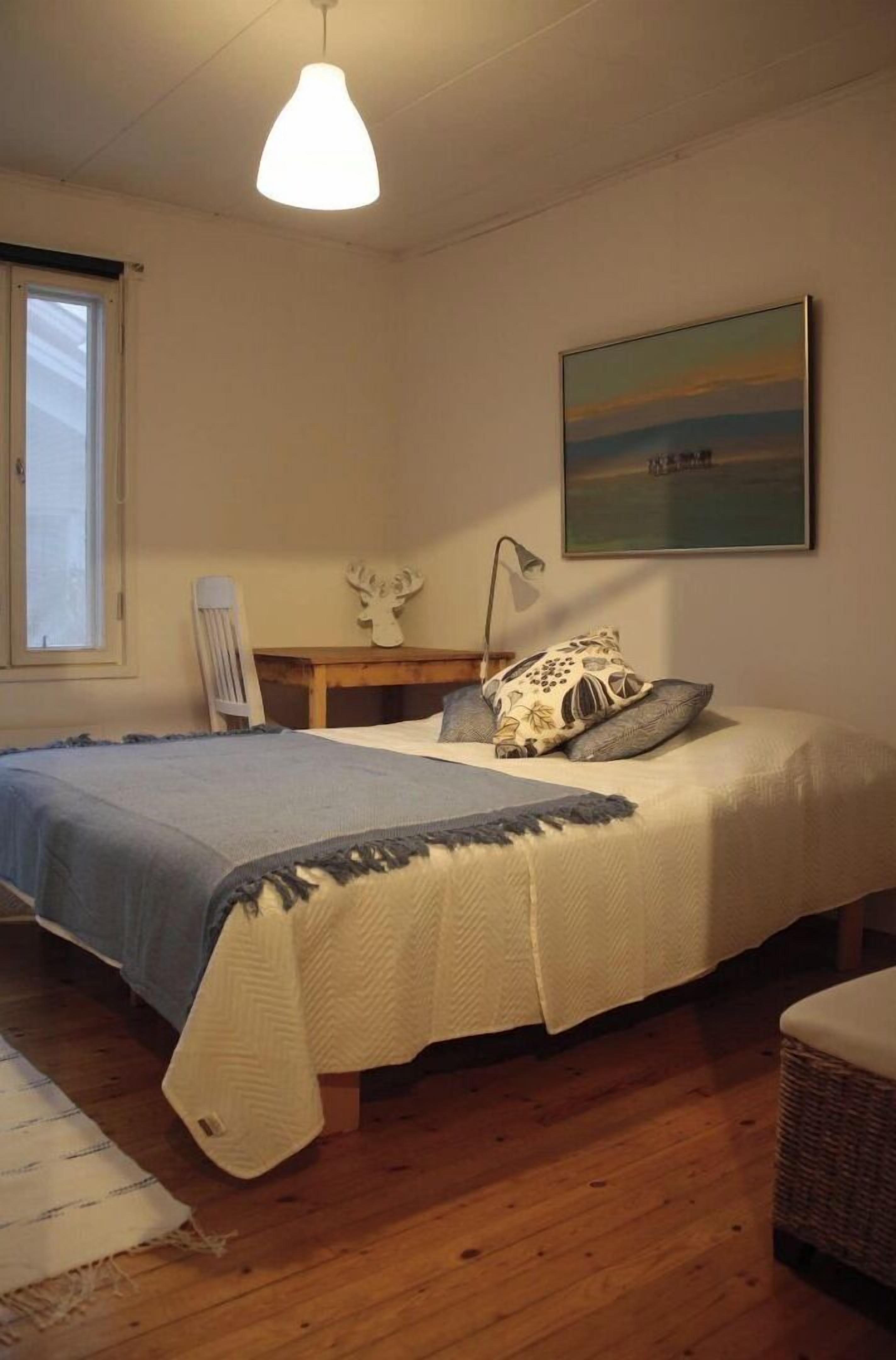 3 chambres, fer et planche à repasser, lit parapluie, Wi-Fi gratuit