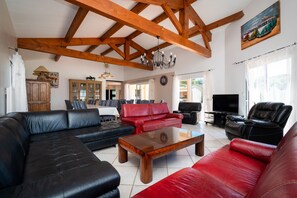 TV, DVD player, table football, ping pong