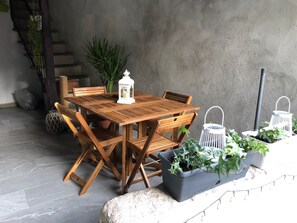 อพาร์ทเมนท์ | ลานระเบียง/นอกชาน