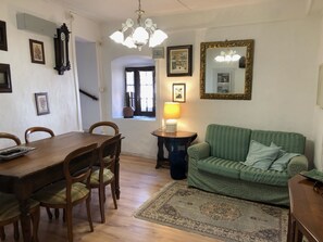 Apartment | Living area