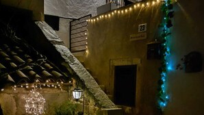Unclassified image, 5 of 28, button - Casa dei Nonni (Baveno)