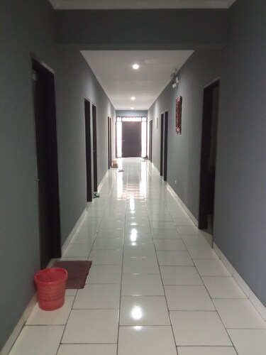 Comfort Room near Alam Sutera at GPresiden