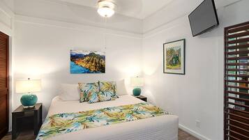 1 dormitorio, tabla de planchar con plancha, wifi y ropa de cama