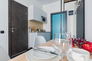 Chambre exécutive | Coffre-fort, bureau, système d’insonorisation, accès au Wi-Fi (inclus)