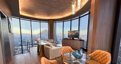 Safi Royal Luxury Metropolitan