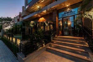 Apartment | Exterior detail - 705- Beautiful apartment with pool and 2 suites (Bombinhas)