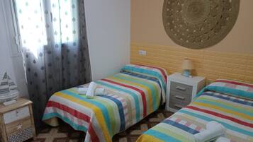 3 bedrooms, free WiFi, bed sheets