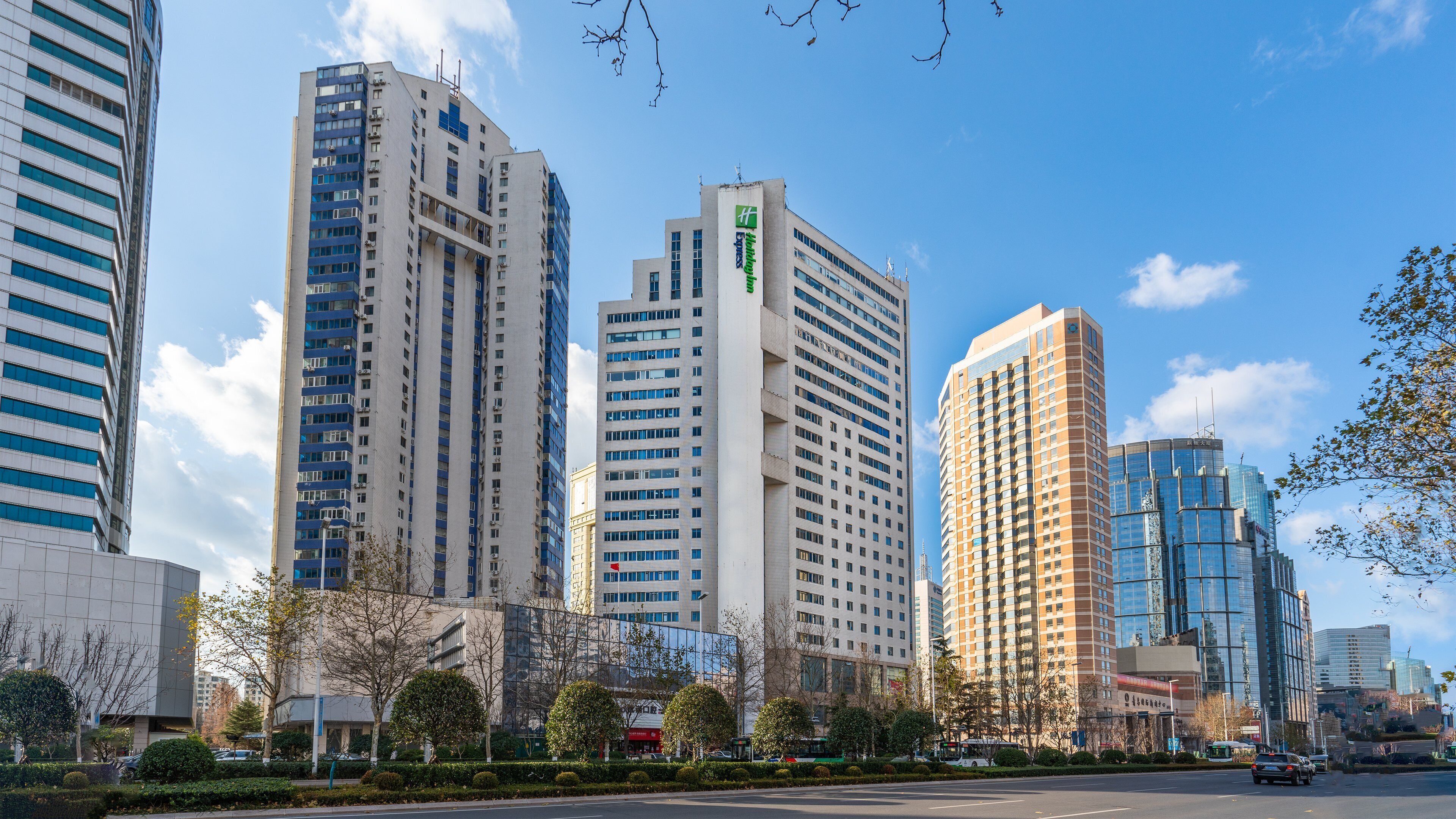 Photo - Holiday Inn Express Qingdao City Center by IHG