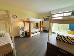 방음 설비, 무료 WiFi, 침대 시트