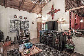 Studio (2 Bedrooms) | Property amenity