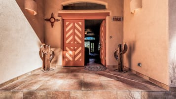 Estudio (Multiple Bedrooms) | Servicio de la propiedad