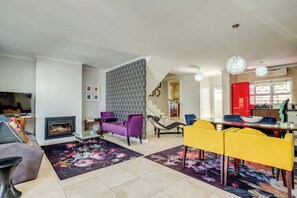 TV, fireplace, offices