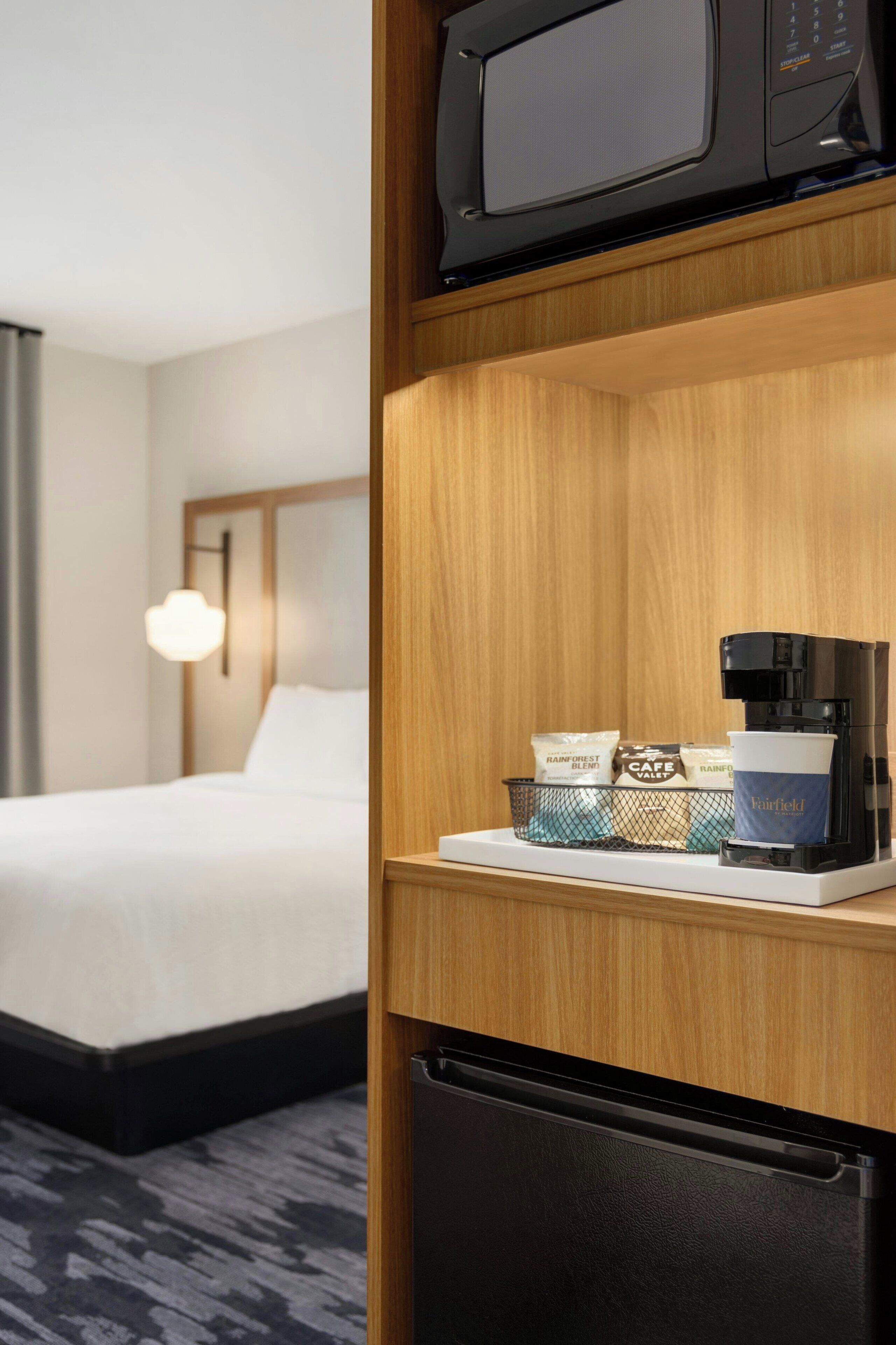 egyptian cotton sheets, premium bedding, pillow-top beds, desk