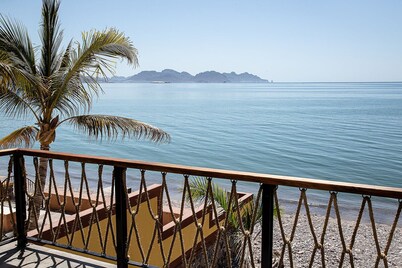 Apartment with exclusive access to San Carlos Beach