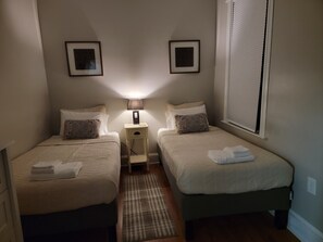 3 Schlafzimmer, Schreibtisch, WLAN, Bettwäsche