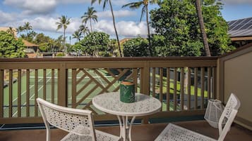 Condo (0 Bedroom) | Servicio de la propiedad